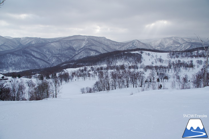 朝里川温泉スキー場 強風にも負けずリフト運行！絶景と急斜面が魅力の穴場ゲレンデ♪